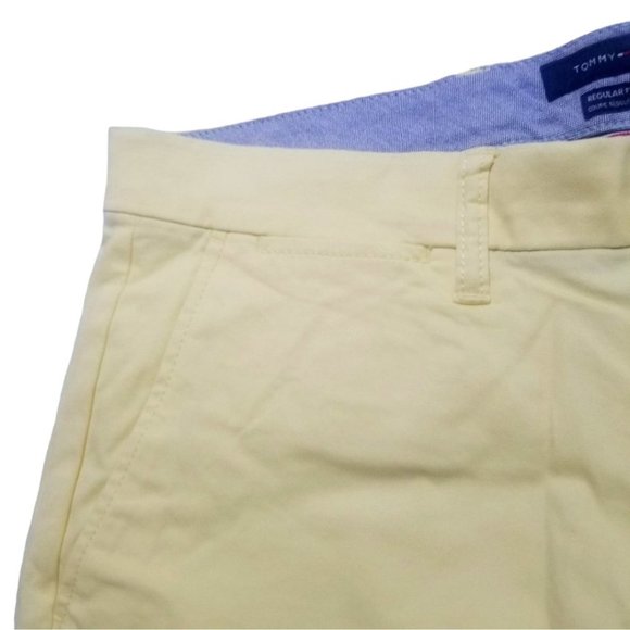 Tommy Hilfiger Men's Comfort Stretch Cotton Chino Pants in Custom Fit - Picture 7 of 8